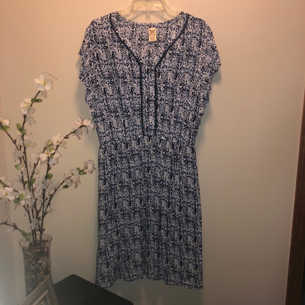 Dress: Short Sleeved Blue and White